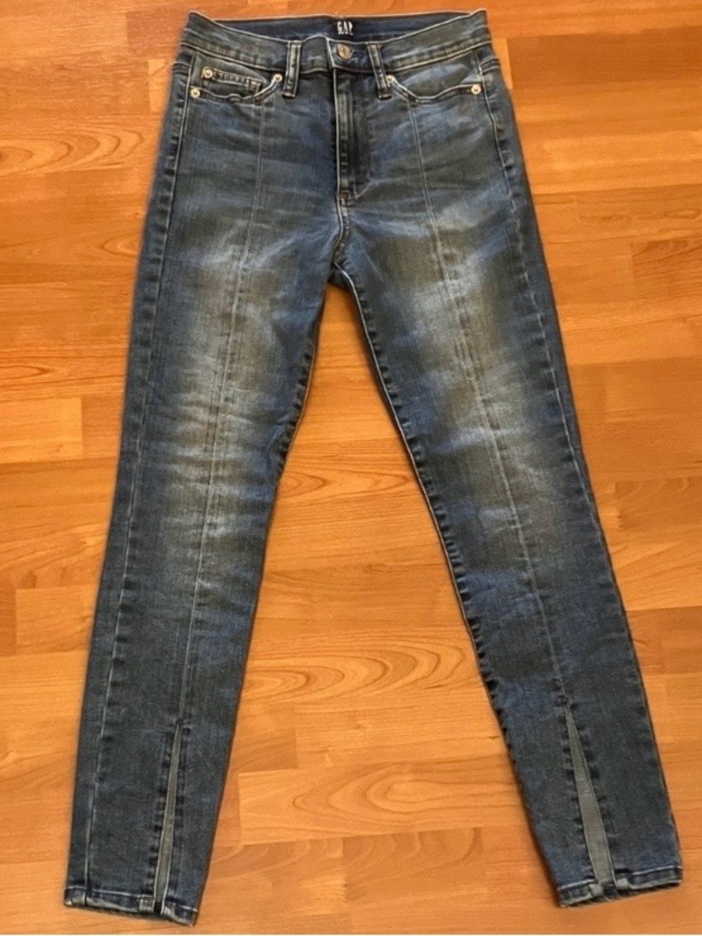 GAP 1969 Women's Tru Skinny Jeans w/ ankle slits. Sz 25
